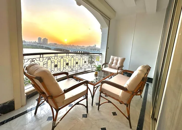 Nile View Appt, Cornish Al Nile